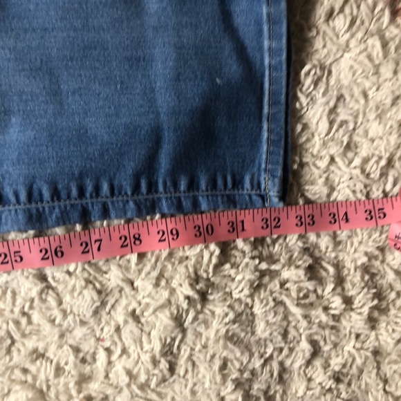 👖3/$25👖 classic skinnies - Picture 4 of 4